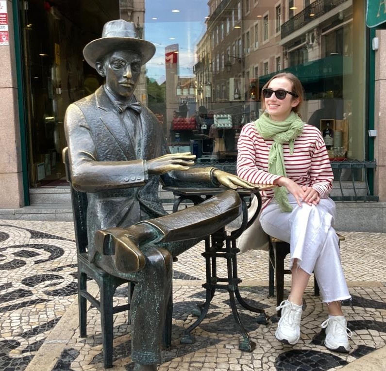 Lisboa. Envío conjunto de Xita Rubert y Pessoa< Lisboa. Envío conjunto de Xita Rubert y Pessoa<